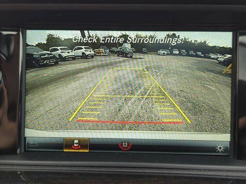 Used 2020 Mercedes-Benz SLC 300 image 11