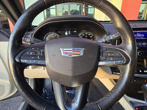 Used 2020 Cadillac CT4 Luxury w/ Sun And Sound Package image 20