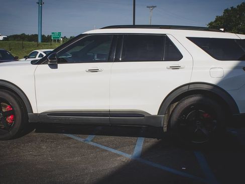 Used 2021 Ford Explorer ST w/ Equipment Group 401A AWD/4WD image 5