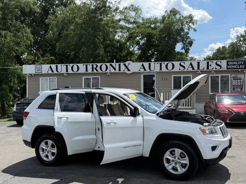 Used 2014 Jeep Grand Cherokee Laredo w/ Quick Order Package 23E AWD/4WD image 19