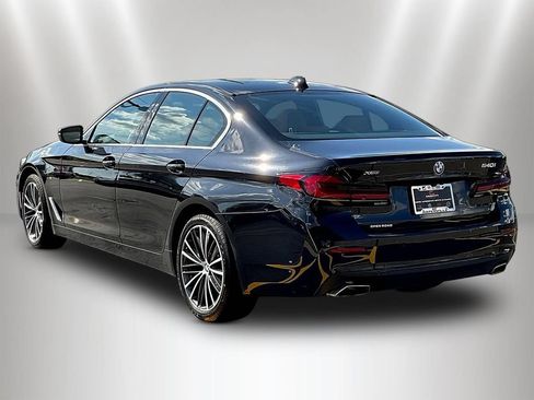 Used 2023 BMW 540i xDrive w/ Premium Package AWD/4WD image 4