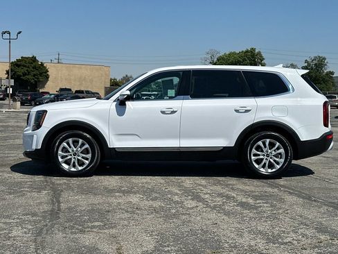 Used 2022 Kia Telluride LX AWD/4WD image 6