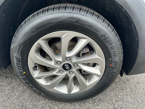Used 2017 Hyundai Tucson SE AWD/4WD image 30