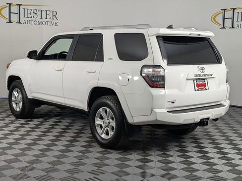 Used 2016 Toyota 4Runner SR5 Premium image 5