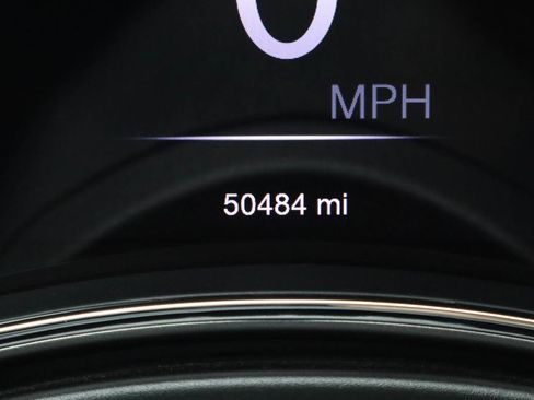 Used 2020 Jeep Grand Cherokee Laredo image 35