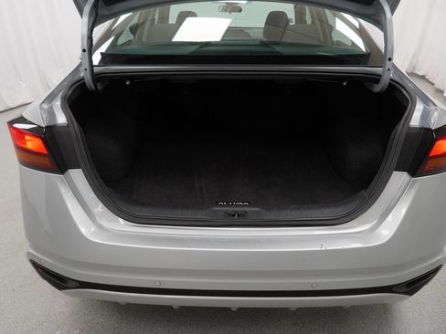 Used 2023 Nissan Altima 2.5 SV image 43