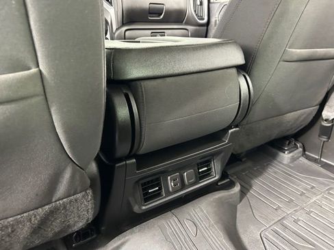 Used 2023 GMC Sierra 3500 SLE w/ SLE Convenience Package AWD/4WD image 17