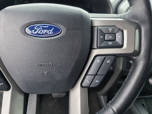 Used 2021 Ford Expedition XLT image 23