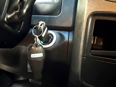 Used 2018 RAM 2500 Tradesman w/ Cold Weather Group image 32