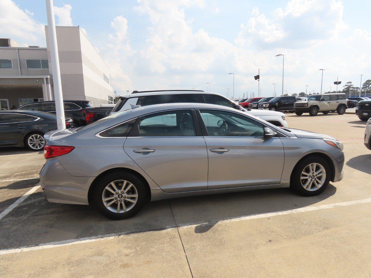 Used 2017 Hyundai Sonata SE FWD image 10