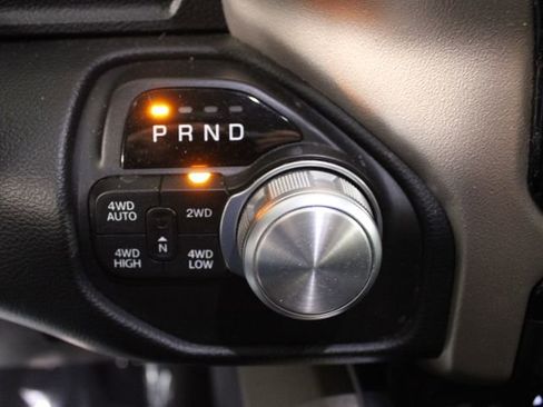 Used 2019 RAM 1500 Laramie image 38