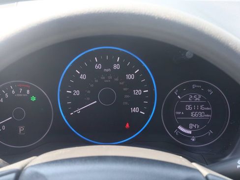 Used 2021 Honda HR-V LX image 29