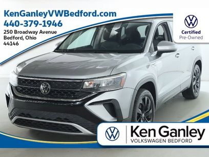 Certified 2023 Volkswagen Taos SE w/ Panoramic Sunroof Package