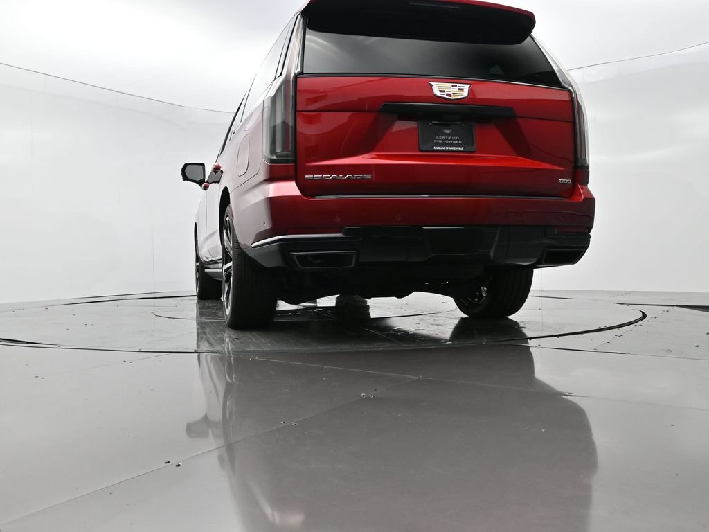 Certified 2025 Cadillac Escalade ESV Sport Platinum w/ LPO, Floor Liner Package AWD/4WD image 63
