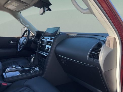 Used 2024 Nissan Armada Platinum w/ Captain's Chairs Package image 40