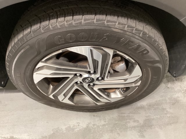 Used 2022 Hyundai Santa Fe SEL FWD image 25