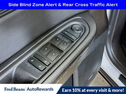 Used 2017 GMC Acadia Limited SLT AWD/4WD image 9