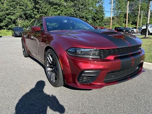 Used 2022 Dodge Charger Scat Pack RWD image 2