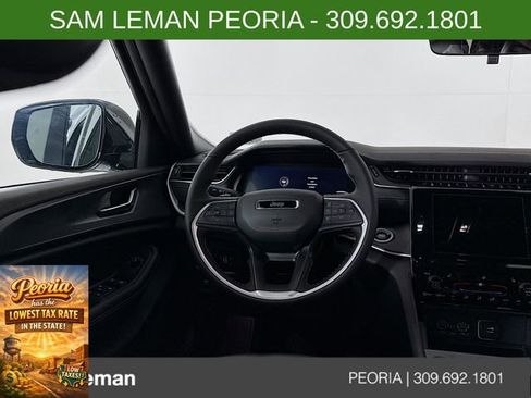 New 2025 Jeep Grand Cherokee L Altitude image 11