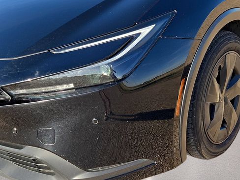 Used 2023 Toyota Prius LE FWD image 9