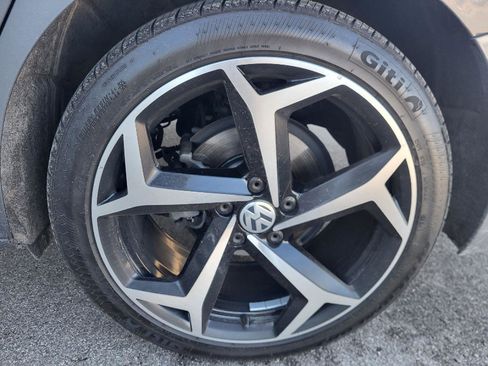 Used 2021 Volkswagen Passat 2.0T R-Line image 16