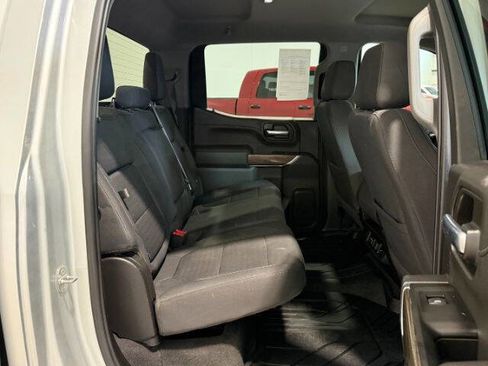 Used 2020 Chevrolet Silverado 1500 LT Trail Boss w/ Convenience Package AWD/4WD image 16