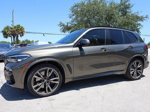 Used 2021 BMW X5 M50i w/ Premium Package AWD/4WD image 4