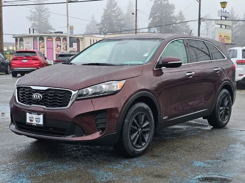 Used 2019 Kia Sorento AWD V6 image 3