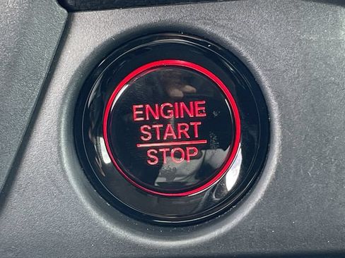 Used 2025 Honda Pilot EX-L image 21