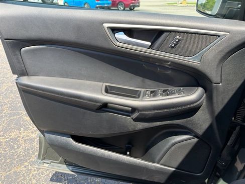 Used 2024 Ford Edge SEL w/ Cargo Accessory Package AWD/4WD image 39