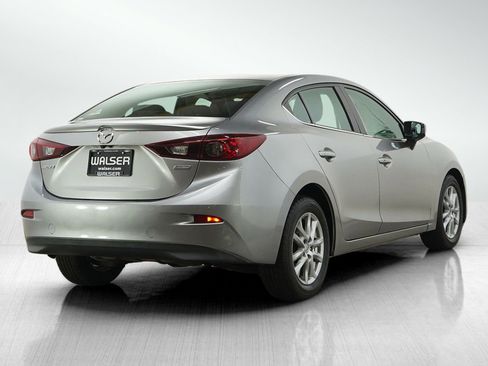 Used 2015 MAZDA MAZDA3 i Touring FWD image 5