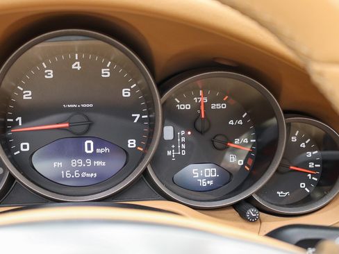 Used 2009 Porsche 911 Carrera RWD image 36