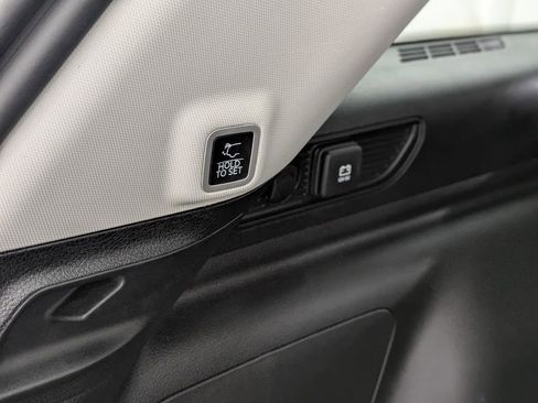 Used 2023 Jeep Grand Cherokee 4WD 4xe w/ Luxury Tech Group II image 18