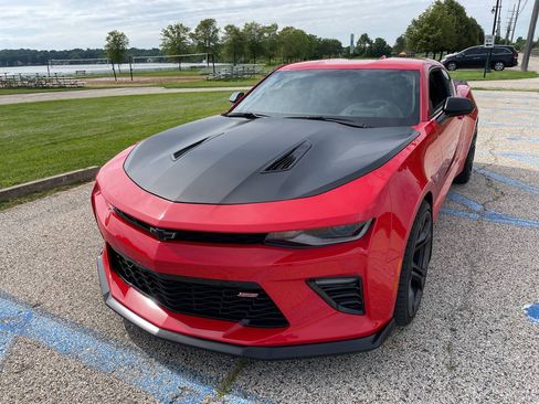Used 2018 Chevrolet Camaro SS RWD image 97