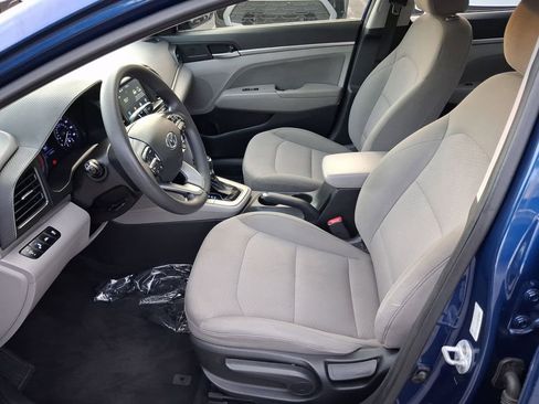Used 2020 Hyundai Elantra SEL FWD image 14