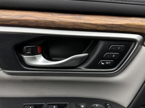 Used 2022 Honda CR-V EX-L image 13