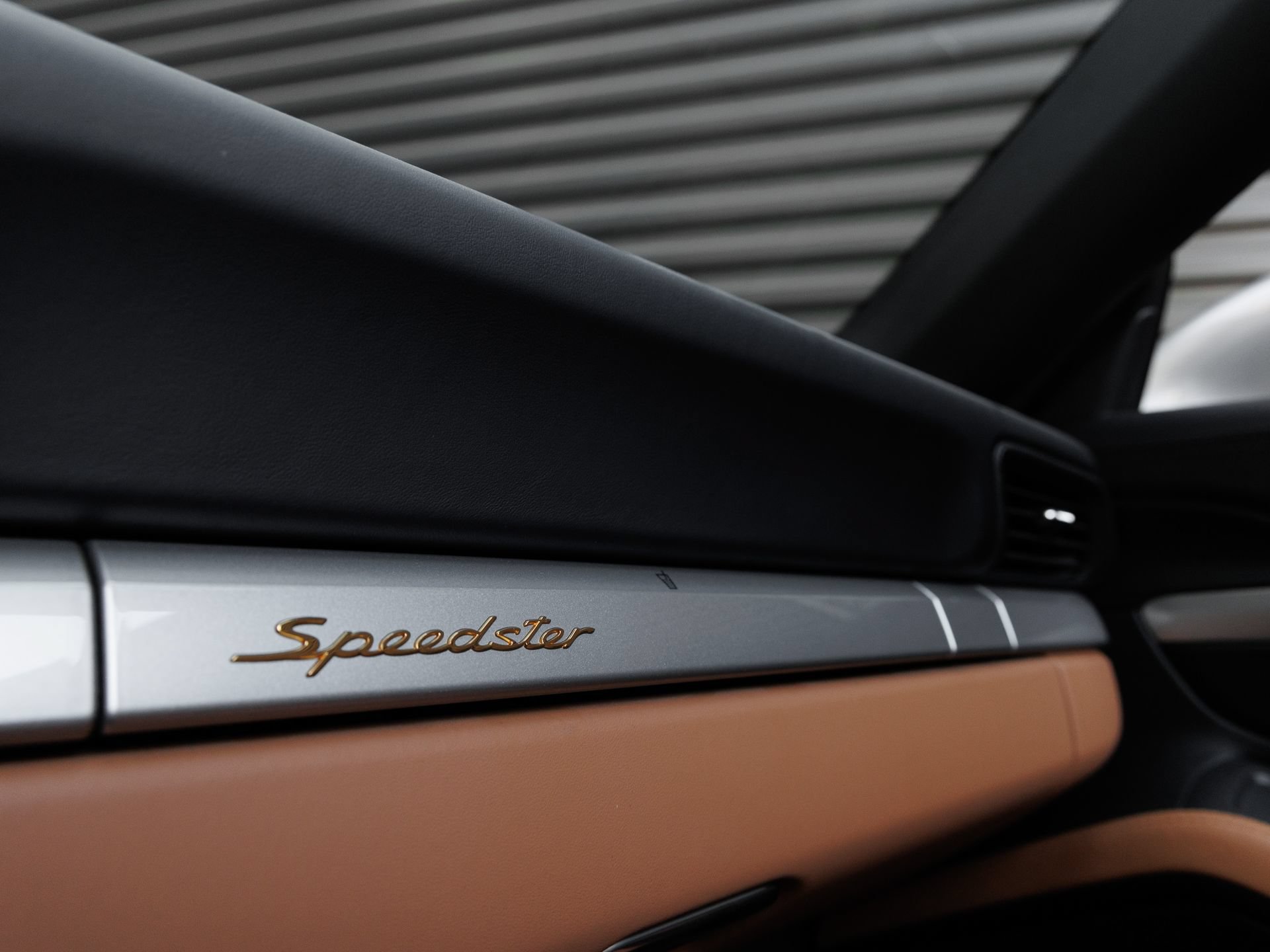 Certified 2019 Porsche 911 Speedster RWD image 28