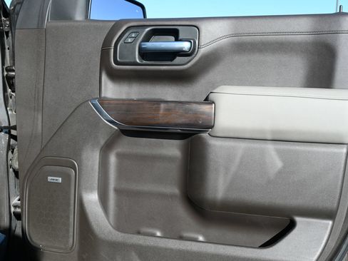 Used 2022 GMC Sierra 1500 SLT AWD/4WD image 26