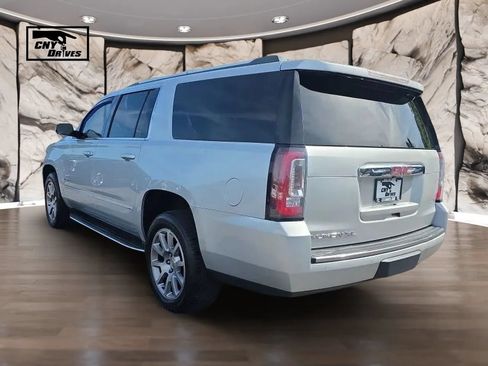 Used 2018 GMC Yukon XL Denali w/ Open Road Package AWD/4WD image 7