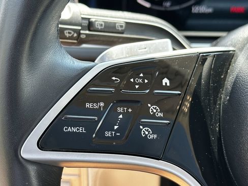 Certified 2024 Mercedes-Benz GLE 450e 4MATIC image 28