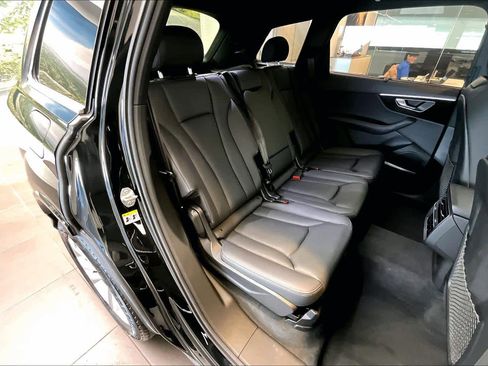 Used 2025 Audi Q7 3.0T Premium Plus w/ Premium Plus Package image 19