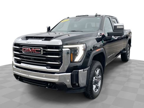 Certified 2025 GMC Sierra 2500 SLT image 1