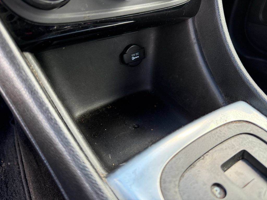 Used 2014 Chrysler 200 Touring FWD image 19