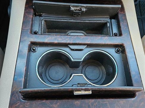 Used 2009 GMC Yukon Denali image 11