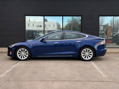 Used 2020 Tesla Model S AWD image 16