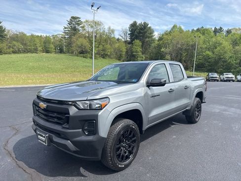 New 2026 Chevrolet Colorado W/T w/ WT Custom Package AWD/4WD image 3