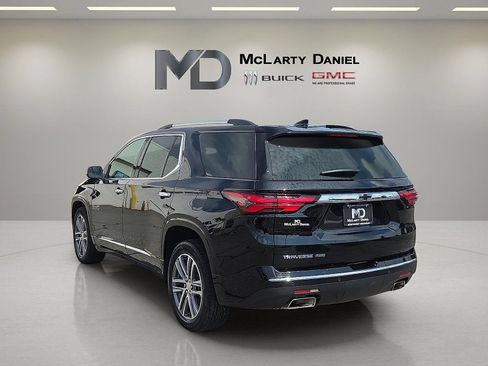 Used 2022 Chevrolet Traverse High Country AWD/4WD image 13