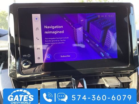 Used 2024 Toyota Corolla LE image 3