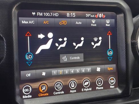 Used 2022 Jeep Wrangler Unlimited Sahara w/ Cold Weather Group image 44