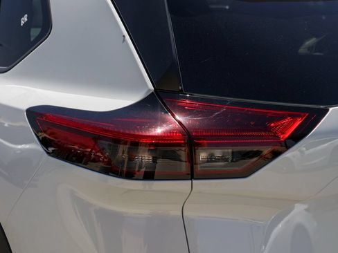 New 2026 Nissan Rogue SV AWD/4WD image 7